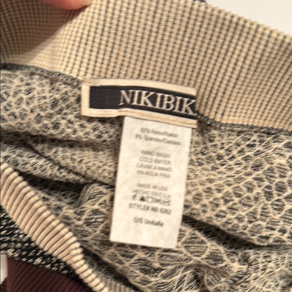 Nikibiki Leggings and Capris Lot - Picture 4 of 9